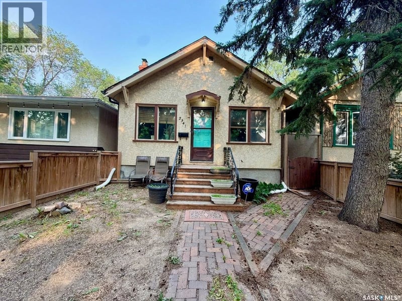 2341 ELPHINSTONE STREET, Regina, Saskatchewan, S4T3P2, Regina, Saskatchewan — photo 1 of 5