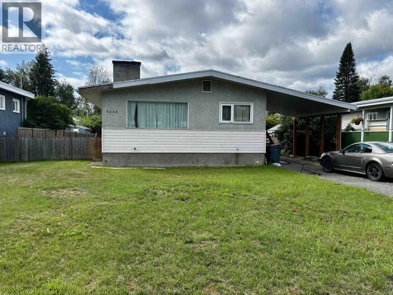2535 HAMMOND Avenue, Prince George, British Columbia, V2M1A6, Prince George, British Columbia — photo 1 of 3