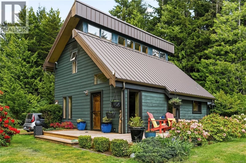 1420 Smithdale Road, Ucluelet, British Columbia, V0R3A0, Ucluelet, British Columbia — photo 1 of 5