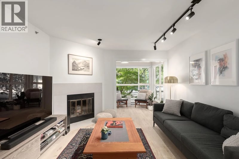 #203 2272 DUNDAS Street, Vancouver, British Columbia, V5L1J8, Vancouver, British Columbia — photo 1 of 5