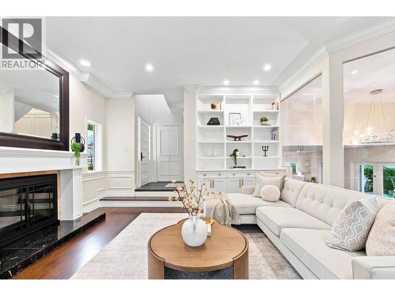 4245 NAUTILUS Close, Vancouver, British Columbia, V6R4L1, Vancouver, British Columbia — photo 1 of 5