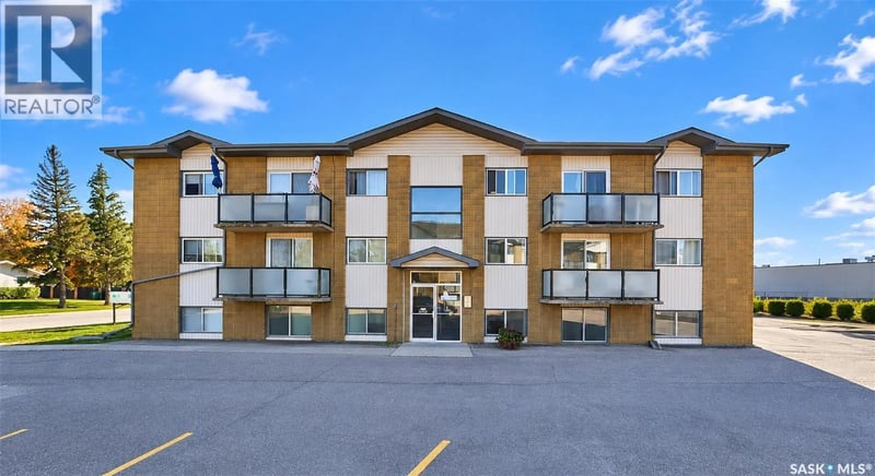 53 1 Columbia DRIVE, Saskatoon, Saskatchewan, S7K1E3, Saskatoon, Saskatchewan — photo 1 of 5