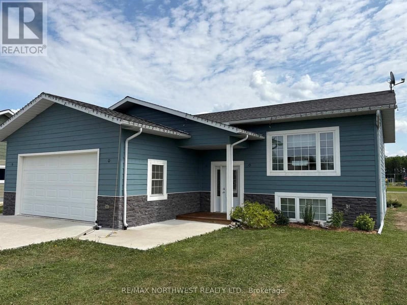 8 Spruce Drive, Emo, Ontario, P0W1E0, Emo, Ontario — photo 1 of 5