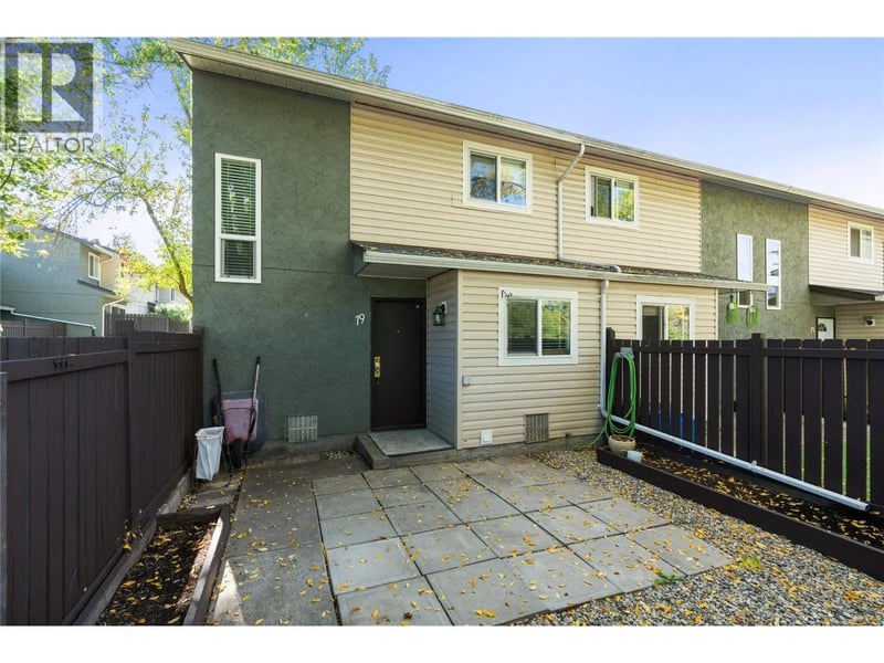 #19 1809 40 Avenue, Vernon, British Columbia, V1T7X4, Vernon, British Columbia — photo 1 of 5