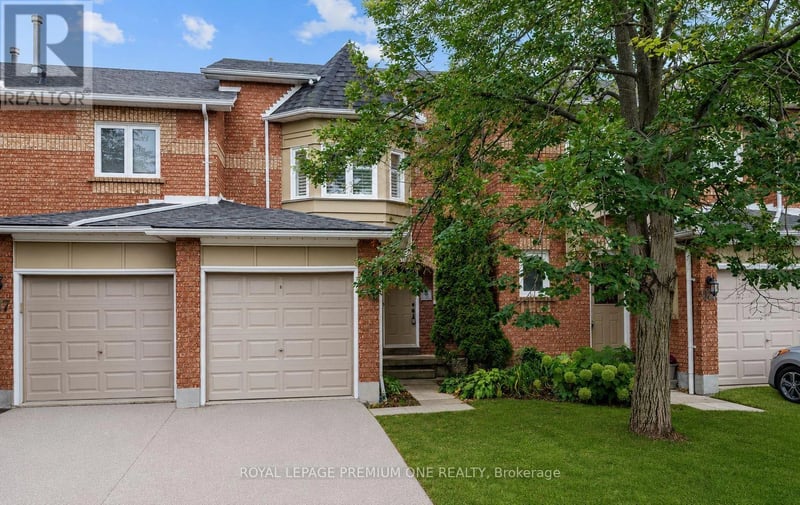 919 Caribou Valley Circle, Newmarket (Armitage), Ontario, L3X1W9, Newmarket (Armitage), Ontario — photo 1 of 5