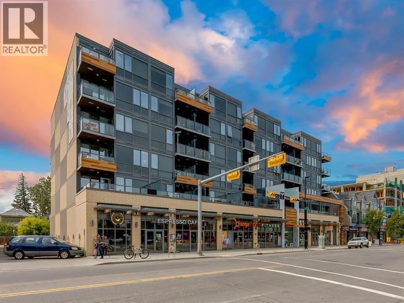 301 10 Street Northwest, Calgary, Alberta, T2N1V5, Calgary, Alberta — photo 1 of 5