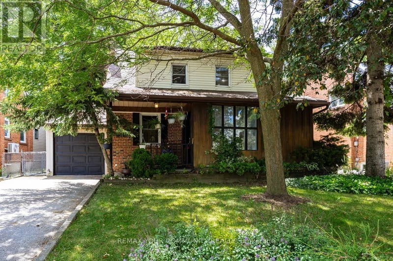39 Cadillac Avenue, Toronto (Clanton Park), Ontario, M3H1S3, Toronto (Clanton Park), Ontario — photo 1 of 5