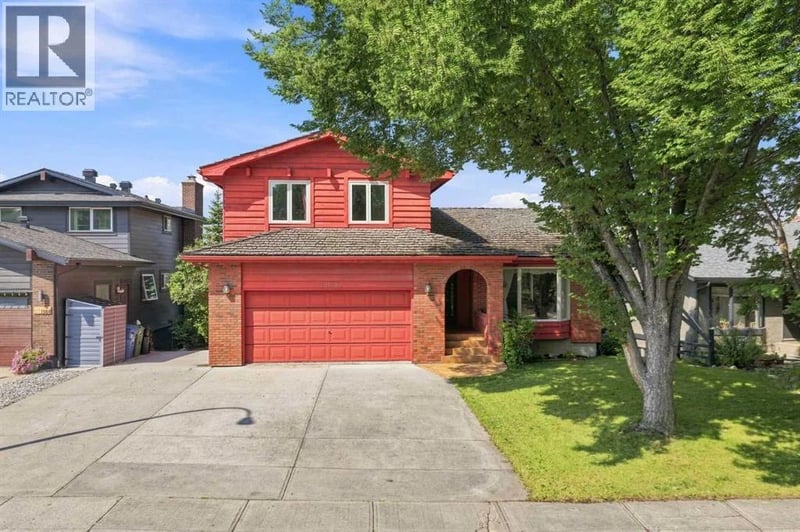 1148 Edgemont Road Northwest, Calgary, Alberta, T3A2J8, Calgary, Alberta — photo 1 of 5