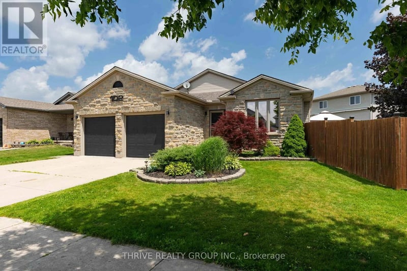 102 LOGGERS Grove, London East (East P), Ontario, N6W6G5, London East (East P), Ontario — photo 1 of 5