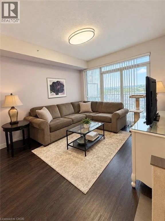 #806 2087 FAIRVIEW Street, Burlington, Ontario, L7R0E5, Burlington, Ontario — photo 1 of 5
