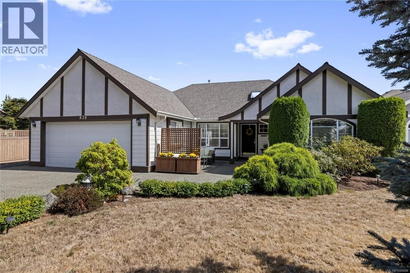828 Sunray Road, Parksville, British Columbia, V9P1A6, Parksville, British Columbia — photo 1 of 5