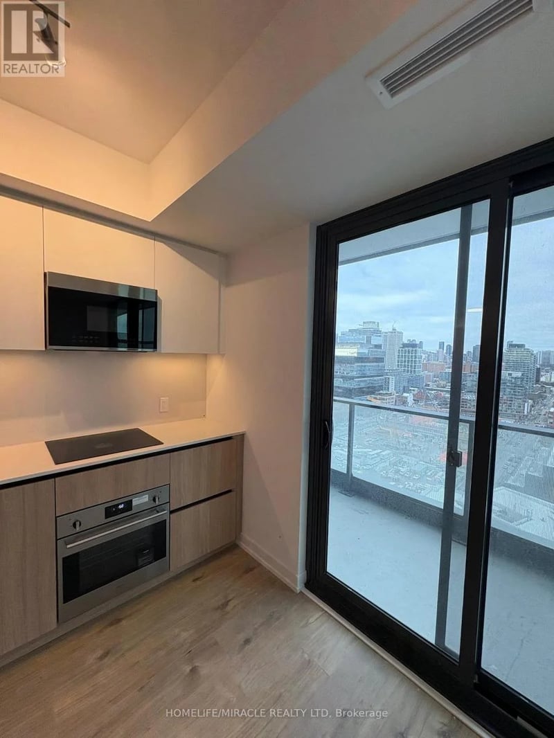 #2110 35 Parliament Street, Toronto (Waterfront Communities), Ontario, M5A1G1, Toronto (Waterfront Communities), Ontario — photo 1 of 5