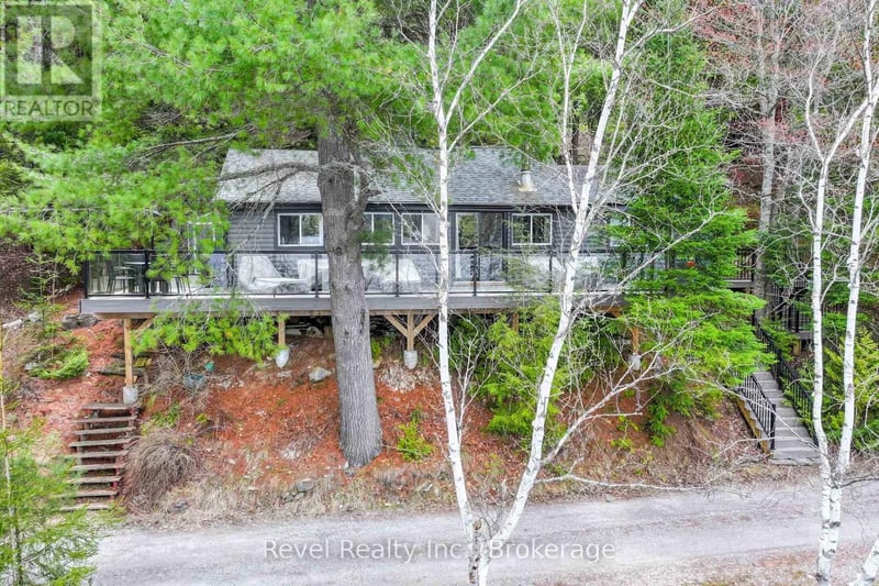 1129 LAKESHORE Road, Highlands East (Glamorgan), Ontario, K0M1R0, Highlands East (Glamorgan), Ontario — photo 1 of 5