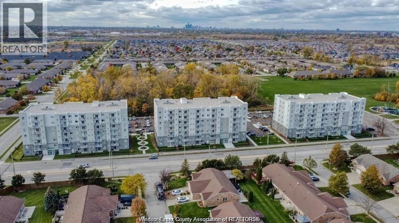 #309 1675 BANWELL, Windsor, Ontario, N8P0G5, Windsor, Ontario — photo 1 of 5