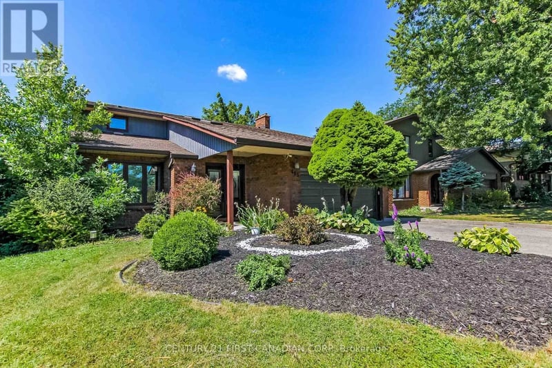 665 Upper Queen Street, London South (South P), Ontario, N6C5C3, London South (South P), Ontario — photo 1 of 5