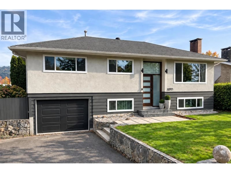 1070 STRATFORD Avenue, Burnaby, British Columbia, V5B3X8, Burnaby, British Columbia — photo 1 of 5