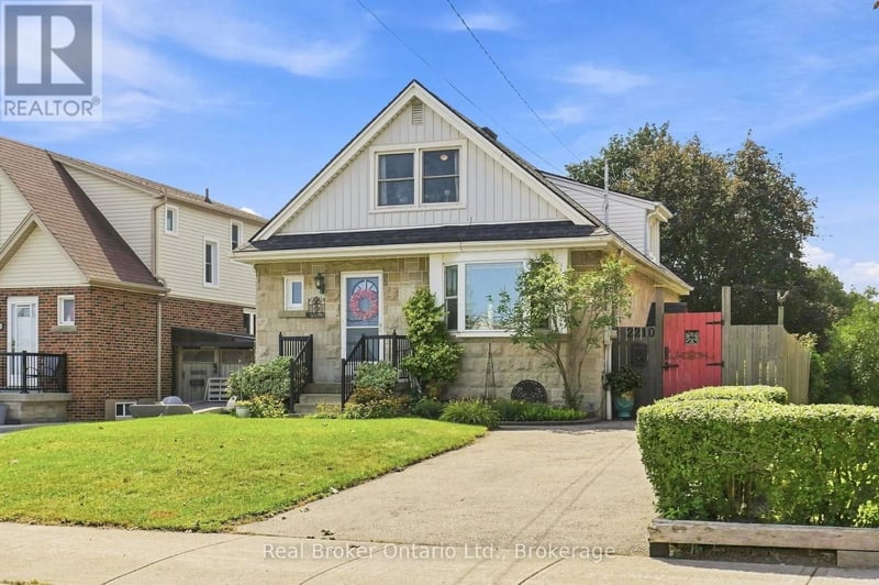 2210 KING Street East, Hamilton (Glenview), Ontario, L8K1W6, Hamilton (Glenview), Ontario — photo 1 of 5