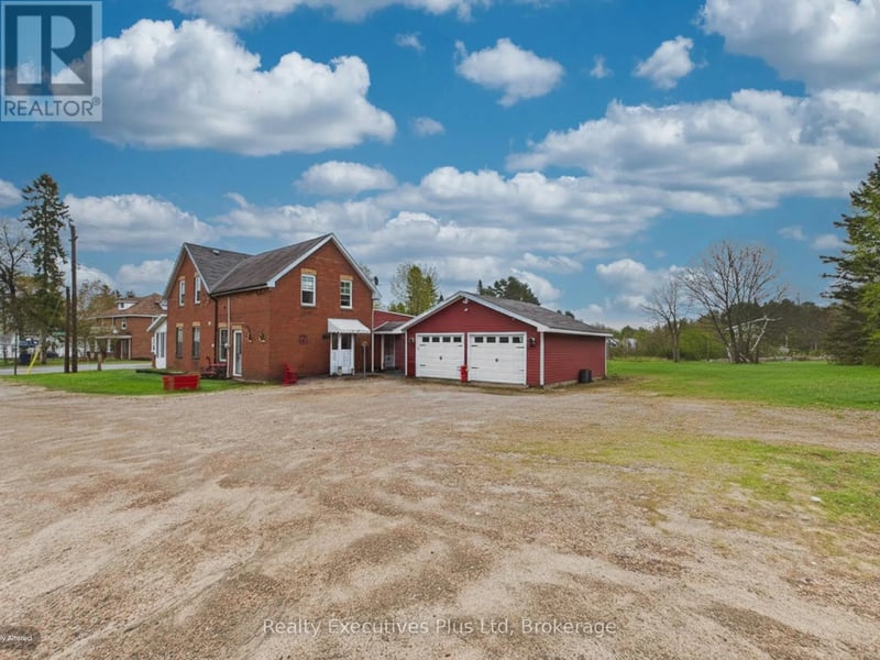 16 Albert Street, Sundridge, Ontario, P0A1Z0, Sundridge, Ontario — photo 1 of 5