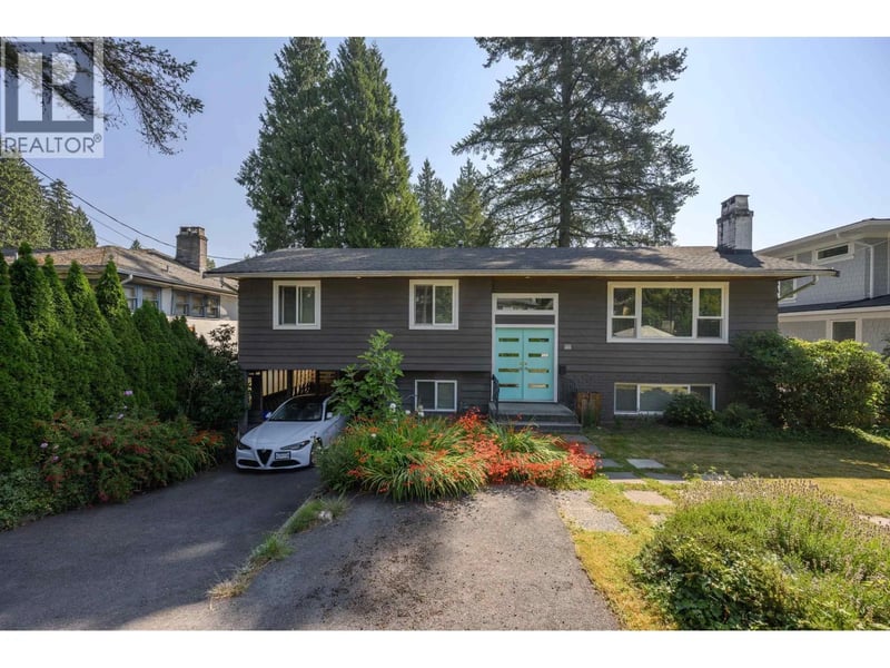 3342 FROMME Road, North Vancouver, British Columbia, V7K2E3, North Vancouver, British Columbia — photo 1 of 5