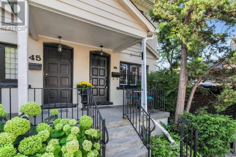 47 Coulson Avenue, Toronto (Forest Hill South), Ontario, M4V1Y3, Toronto (Forest Hill South), Ontario — photo 1 of 5