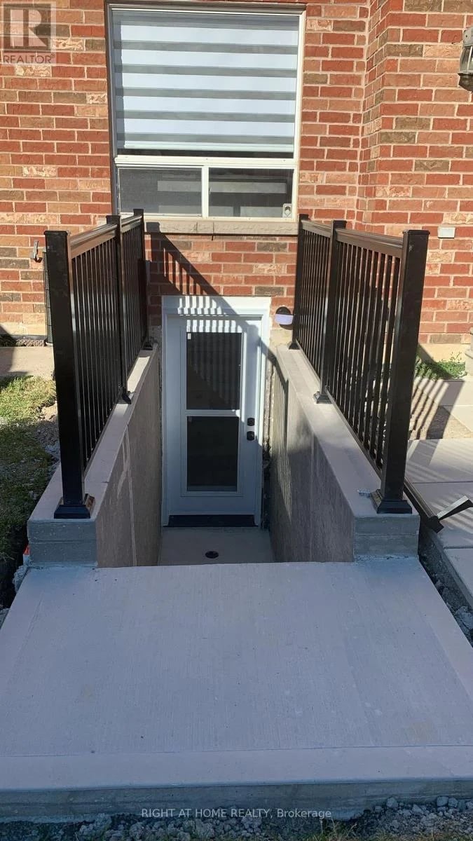 #Bsmet 75 Maffey Crescent, Richmond Hill (Westbrook), Ontario, L4S0A8, Richmond Hill (Westbrook), Ontario — photo 1 of 5