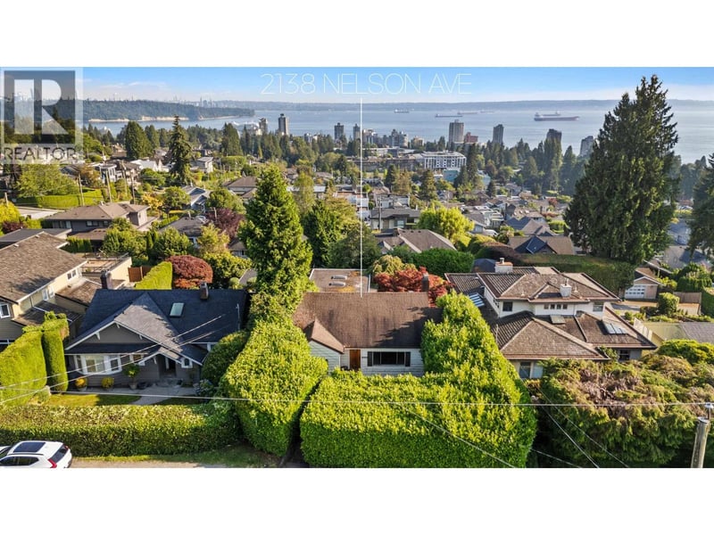2138 NELSON Avenue, West Vancouver, British Columbia, V7V2P7, West Vancouver, British Columbia — photo 1 of 5