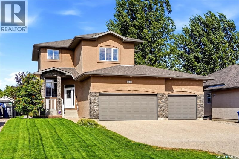 34 Fairway CRESCENT, White City, Saskatchewan, S4L0A7, White City, Saskatchewan — photo 1 of 5