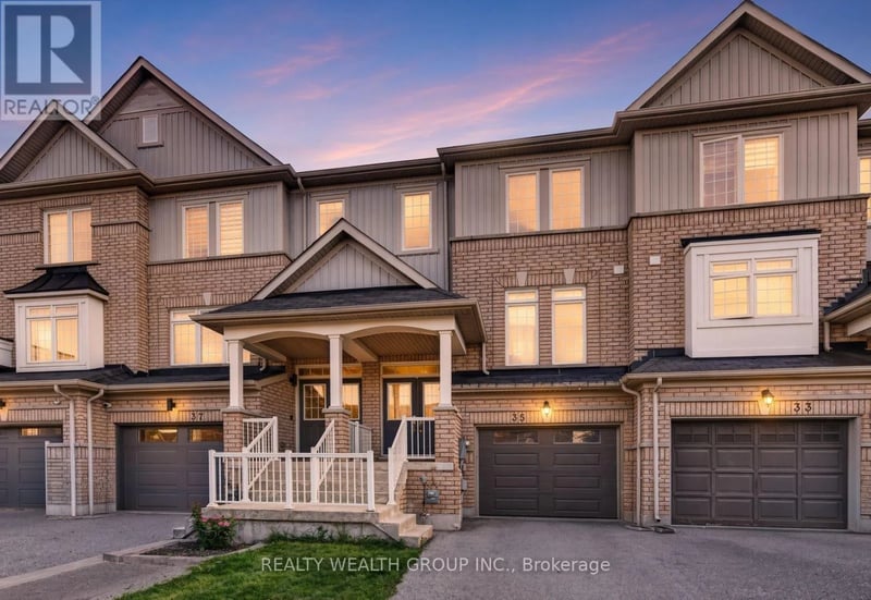 35 Matthewson Avenue, Bradford West Gwillimbury (Bradford), Ontario, L3Z0P3, Bradford West Gwillimbury (Bradford), Ontario — photo 1 of 5