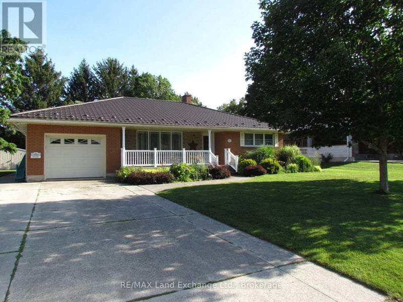 115 BROWN'S Lane, Brockton, Ontario, N0G2V0, Brockton, Ontario — photo 1 of 5