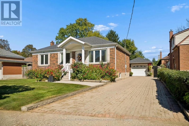 56 Suffolk Avenue, Kitchener, Ontario, N2B1H5, Kitchener, Ontario — photo 1 of 5