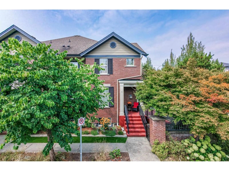 #1 20832 70 Avenue, Langley, British Columbia, V2Y0G1, Langley, British Columbia — photo 1 of 5