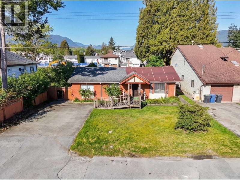 2149 GRANT Avenue, Port Coquitlam, British Columbia, V3B1R1, Port Coquitlam, British Columbia — photo 1 of 5