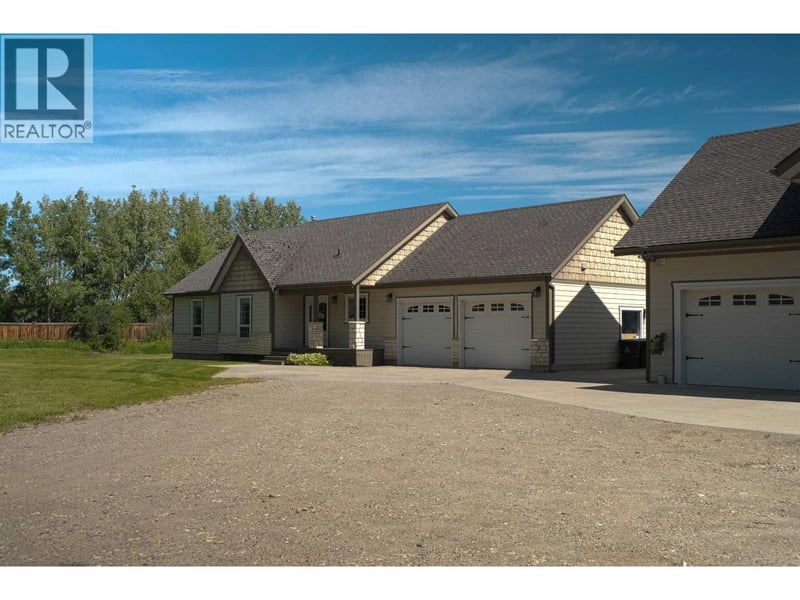 10583 86 Street, Fort St. John, British Columbia, V1J8E4, Fort St. John, British Columbia — photo 1 of 5