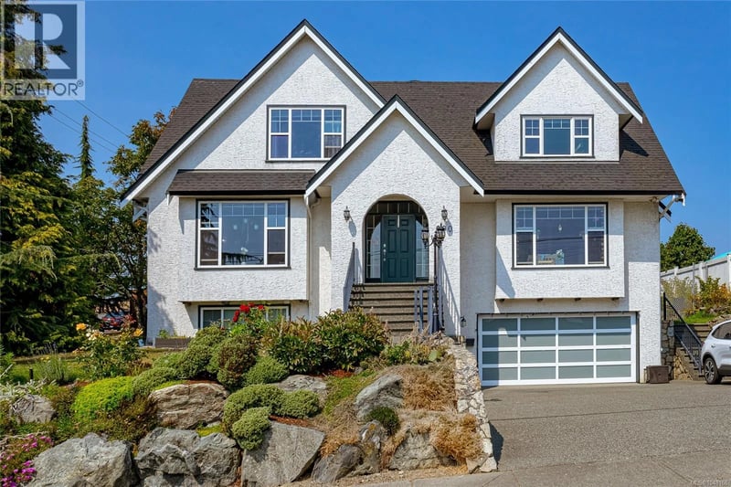 600 Judah Street, Saanich, British Columbia, V8Z2K2, Saanich, British Columbia — photo 1 of 5