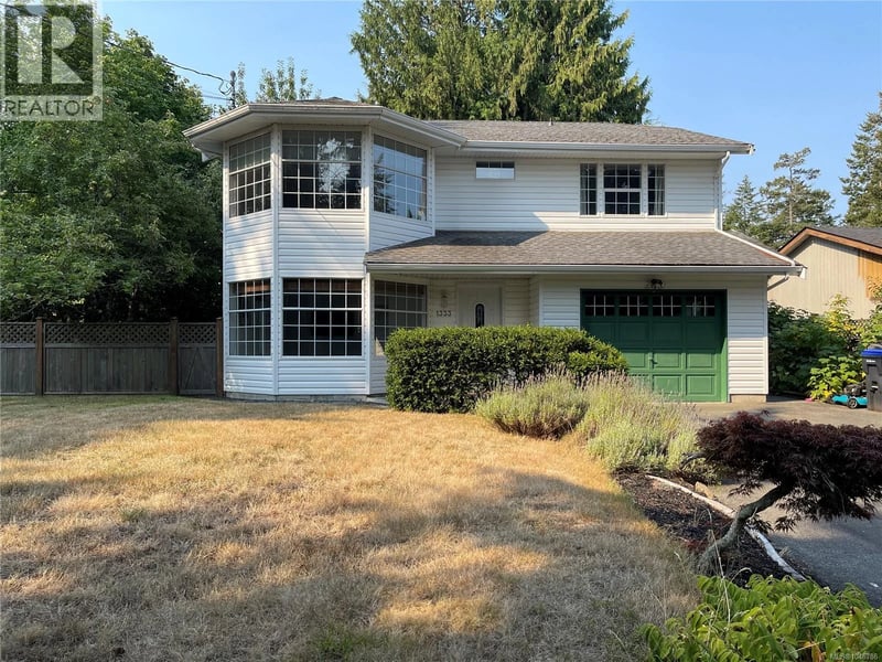 1333 Carmel Place, Nanoose Bay, British Columbia, V9P9B8, Nanoose Bay, British Columbia — photo 1 of 5