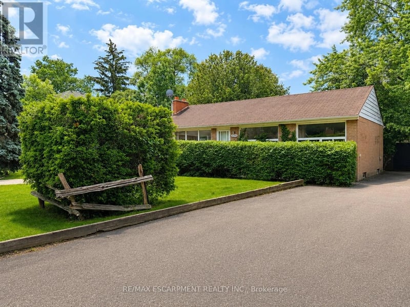 1214 Argreen Road, Mississauga (Mineola), Ontario, L5G3J3, Mississauga (Mineola), Ontario — photo 1 of 5