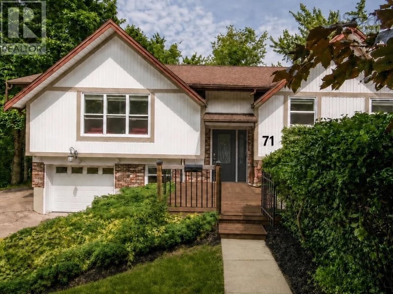 71 Douglas Drive, Bedford, Nova Scotia, B4A3A3, Bedford, Nova Scotia — photo 1 of 5
