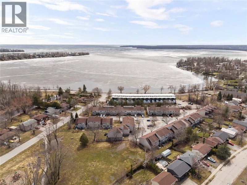 #12 12 LANKIN Boulevard, Orillia, Ontario, L3V6T2, Orillia, Ontario — photo 1 of 5