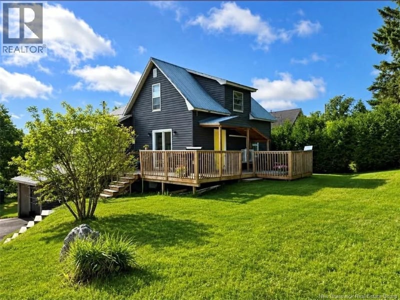 42 Pond Street, Plaster Rock, New Brunswick, E7G2M6, Plaster Rock, New Brunswick — photo 1 of 5