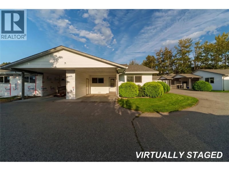 #106 1692 Atkinson Street, Penticton, British Columbia, V2A6B5, Penticton, British Columbia — photo 1 of 5