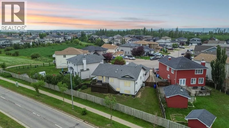 128 Dogwood Lane, Fort McMurray, Alberta, T9K0G8, Fort McMurray, Alberta — photo 1 of 5