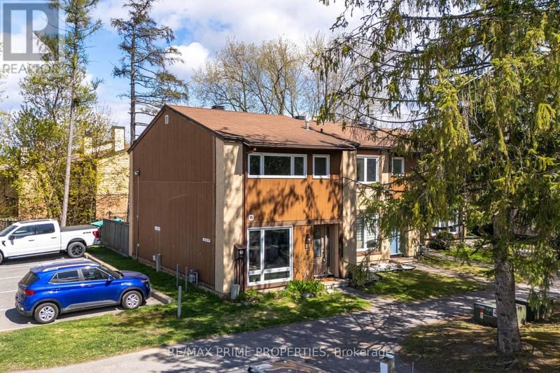 #22 3691 Albion Road, Ottawa, Ontario, K1T1P2, Ottawa, Ontario — photo 1 of 5
