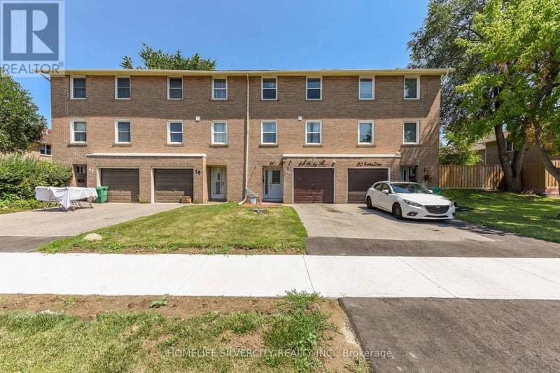 #29 7255 Dooley Drive, Mississauga (Malton), Ontario, L4T2S7, Mississauga (Malton), Ontario — photo 1 of 5