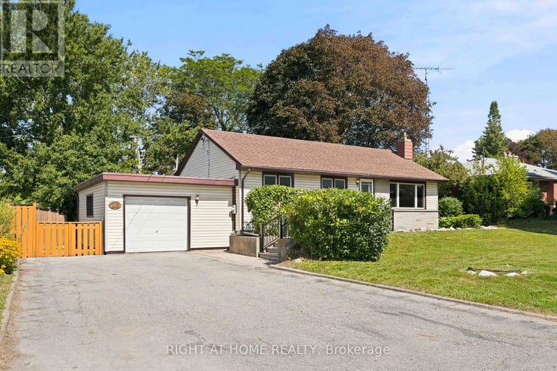 26 Phair Avenue, Clarington (Courtice), Ontario, L1E2W5, Clarington (Courtice), Ontario — photo 1 of 5