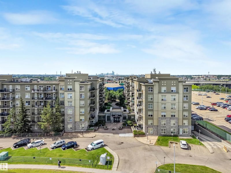 #2-208 4245 139 AV NW, Edmonton, Alberta, T5Y3E8, Edmonton, Alberta — photo 1 of 5