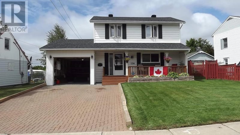 156 Hillside DR S, Elliot Lake, Ontario, P5A1V3, Elliot Lake, Ontario — photo 1 of 5
