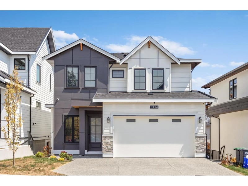 6914 204A Street, Langley, British Columbia, V2Y1R2, Langley, British Columbia — photo 1 of 5