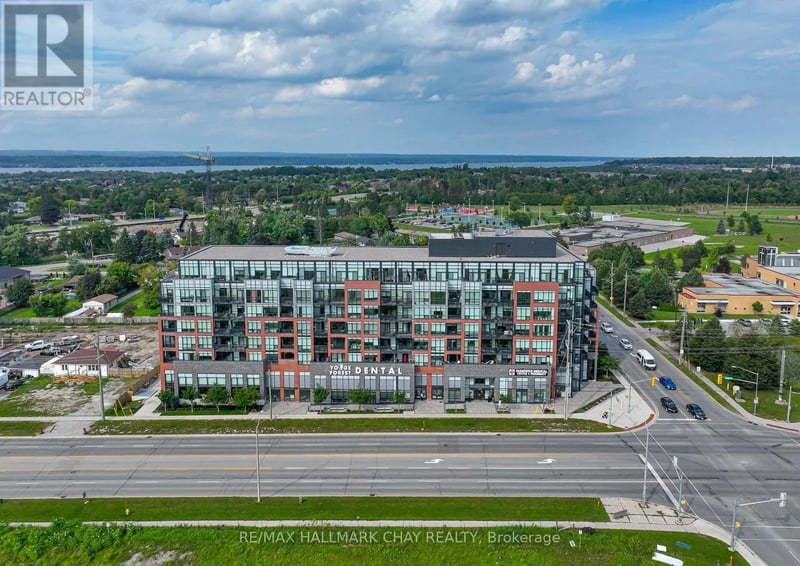 #317 681 Yonge Street, Barrie (Painswick South), Ontario, L4N4E8, Barrie (Painswick South), Ontario — photo 1 of 5