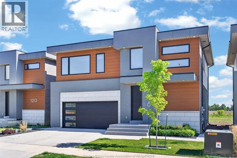 118 Bear Street, Essex, Ontario, N8M0A9, Essex, Ontario — photo 1 of 5