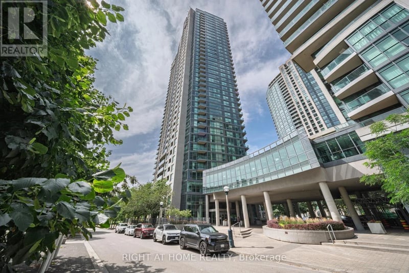 #1206 215 Fort York Boulevard, Toronto (Niagara), Ontario, M5V4A2, Toronto (Niagara), Ontario — photo 1 of 5